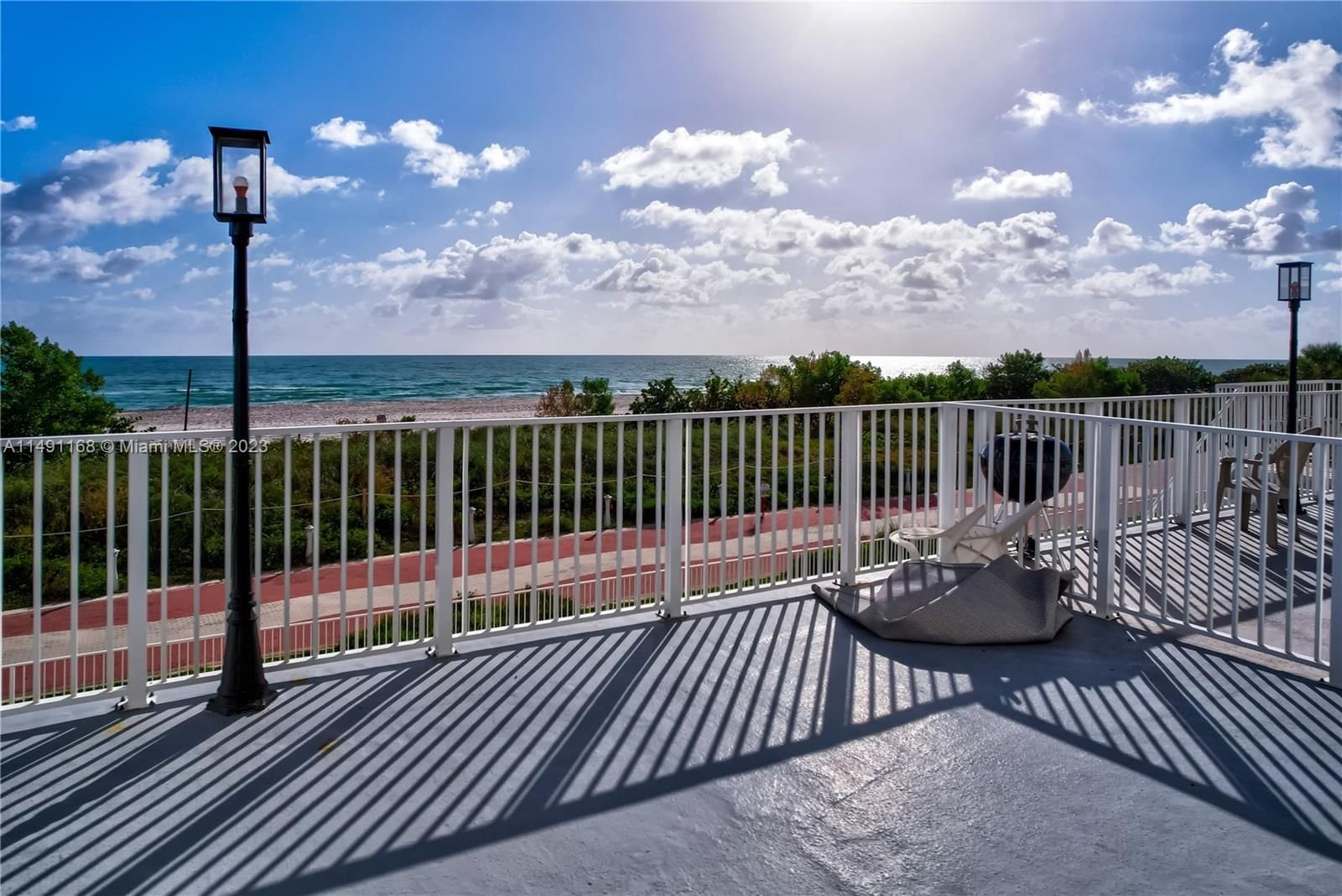 Real estate property located at 5601 Collins Ave M7, Miami-Dade County, THE PAVILION CONDO, Miami Beach, FL