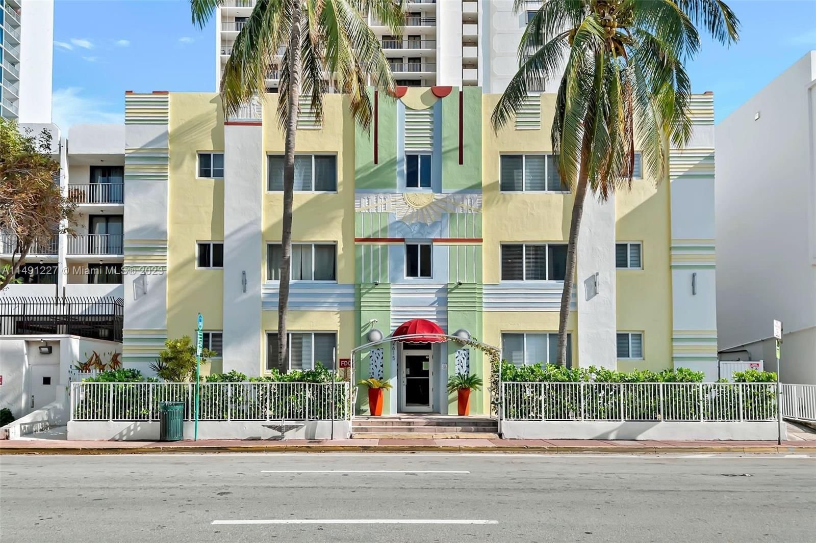 Real estate property located at 2615 Collins Ave #22, Miami-Dade County, JASMINE CONDO, Miami Beach, FL