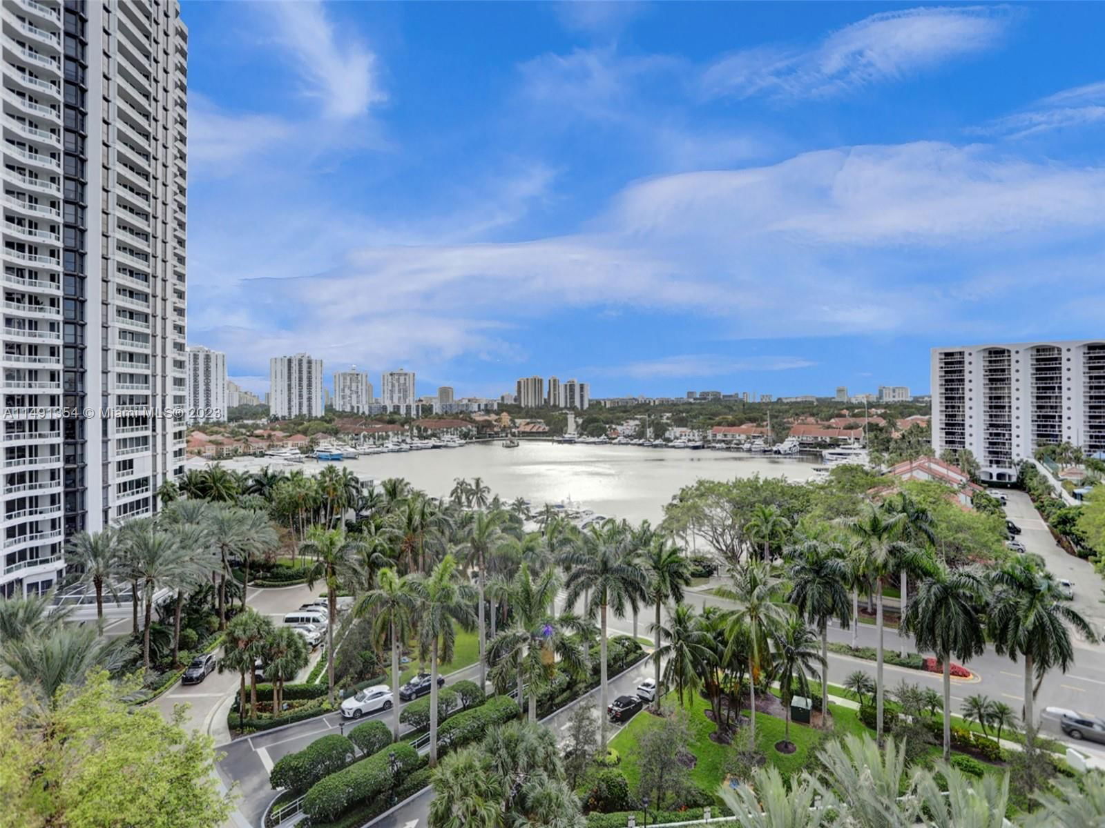 Real estate property located at 21205 Yacht Club Dr #1004, Miami-Dade, NORTH TOWER AT THE POINT, Aventura, FL