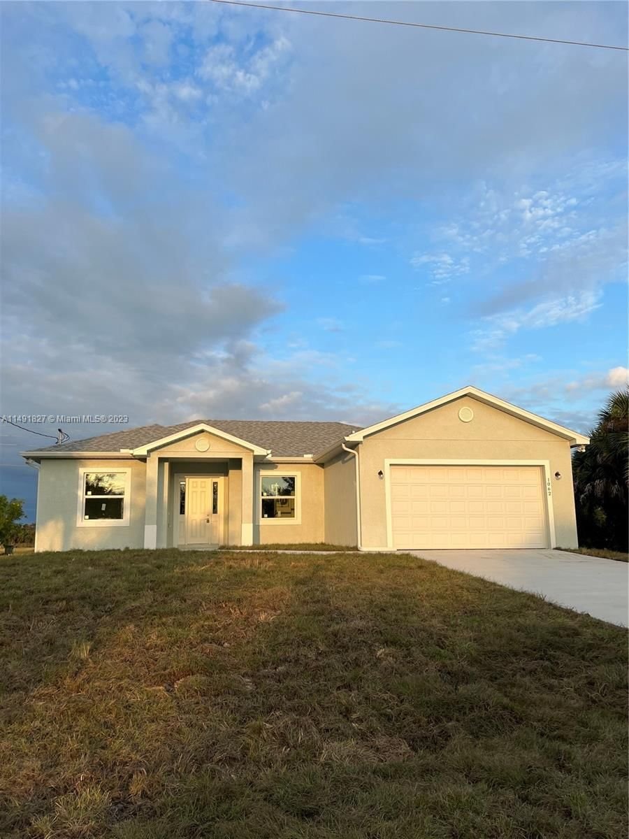 Real estate property located at 1062 JAY CT, Hendry County, PORT LABELLE, La Belle, FL