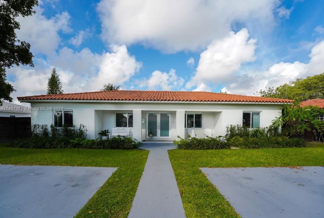 Real estate property located at 10920 10th Ave, Miami-Dade County, RICHARDS MIAMI SHORES, Biscayne Park, FL