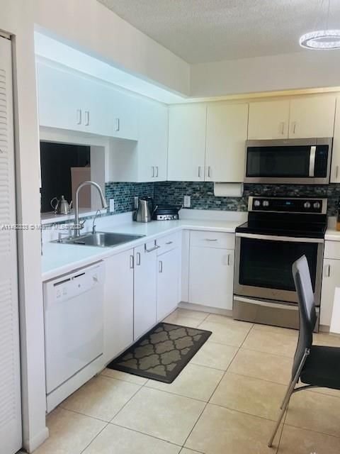 Real estate property located at 850 138th Ave #407D, Broward County, PLYMOUTH AT CENTURY VILLA, Pembroke Pines, FL