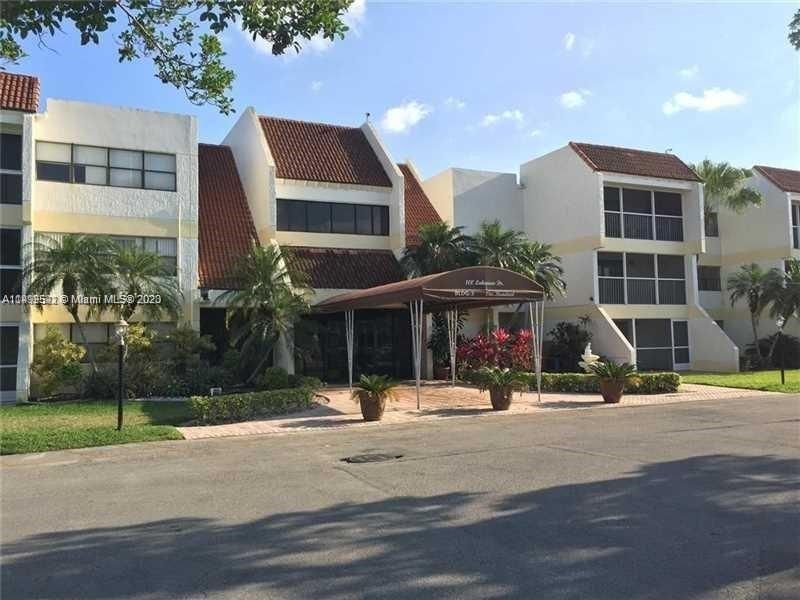 Real estate property located at 100 Lakeview Dr #206, Broward County, RACQUET CLUB APTS 3 AT BO, Weston, FL