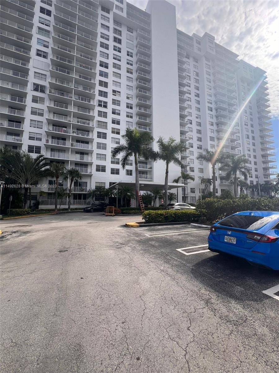 Real estate property located at 2801 183rd St #1405W, Miami-Dade County, ADMIRALS PORT CONDO WEST, Aventura, FL