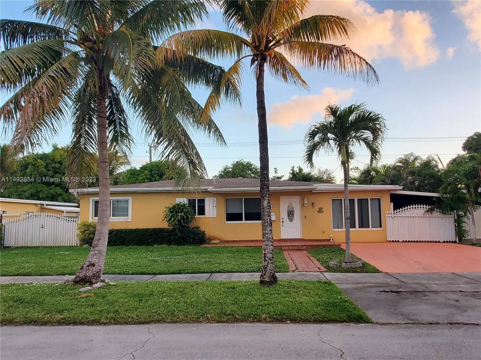 Real estate property located at 7748 35th Ter, Miami-Dade County, BAKER MANOR, Miami, FL