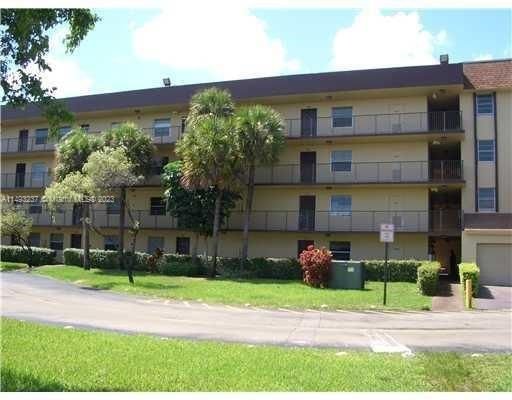 Real estate property located at 3141 47th Ter #129, Broward County, CYPRESS CHASE NORTH NO 3, Lauderdale Lakes, FL