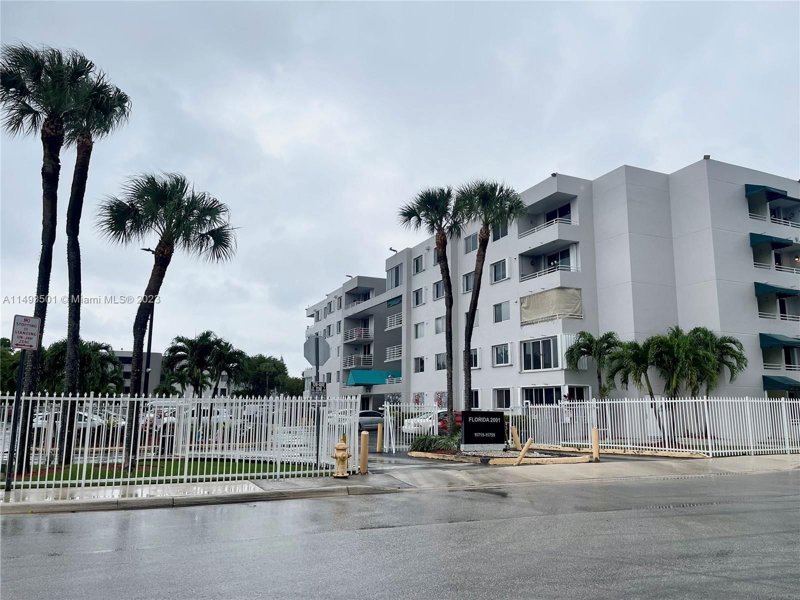 Real estate property located at 11755 18th St #203, Miami-Dade County, Miami, FL