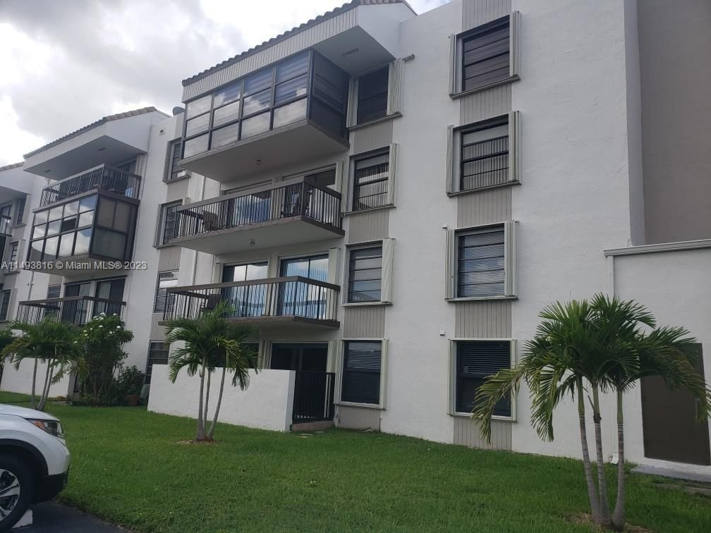 Real estate property located at 1300 122nd Ave #203-2, Miami-Dade County, PENINSULA AT INTL GARDENS, Miami, FL