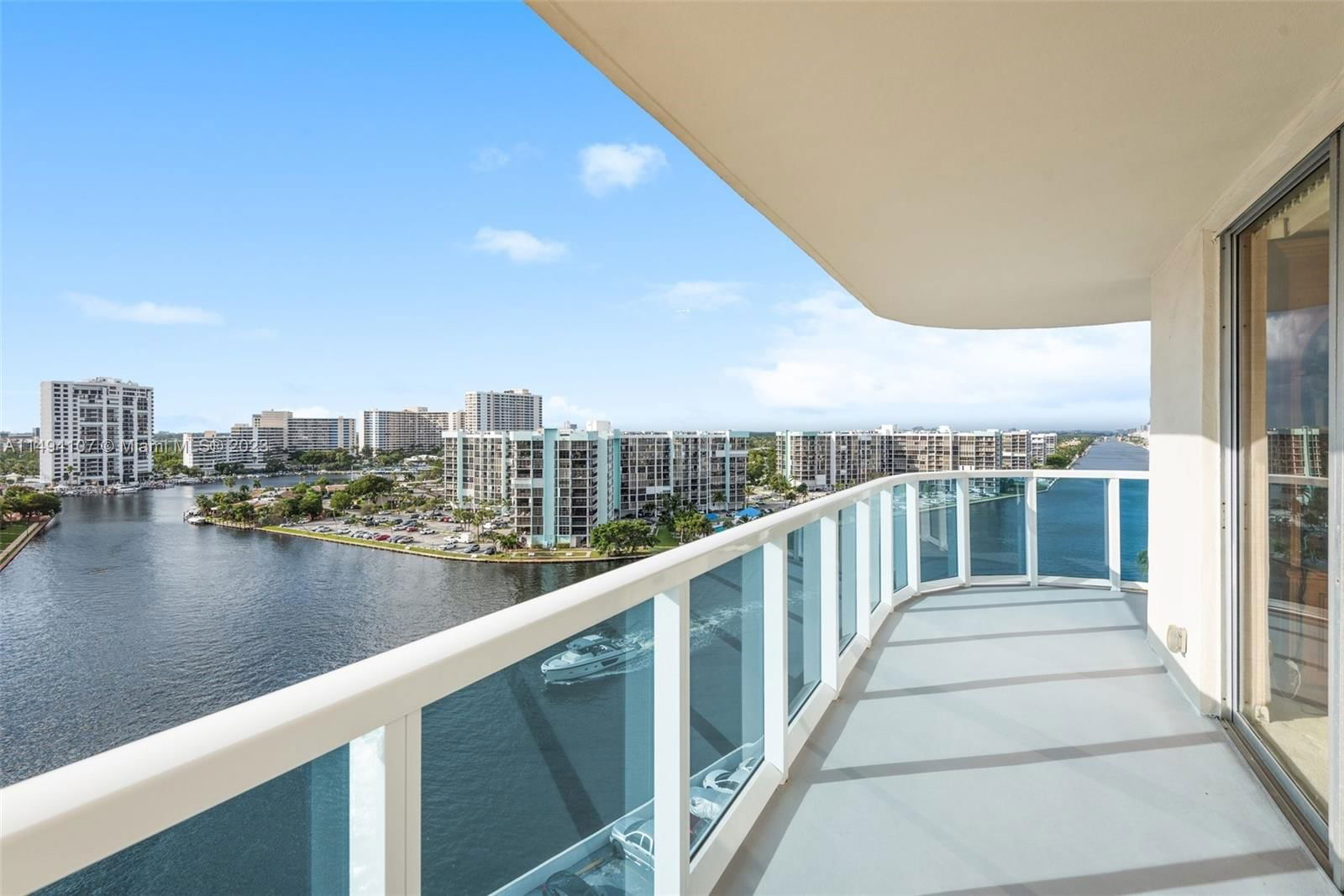 Real estate property located at 3800 Ocean Dr #1105, Broward, HALLMARK, Hollywood, FL