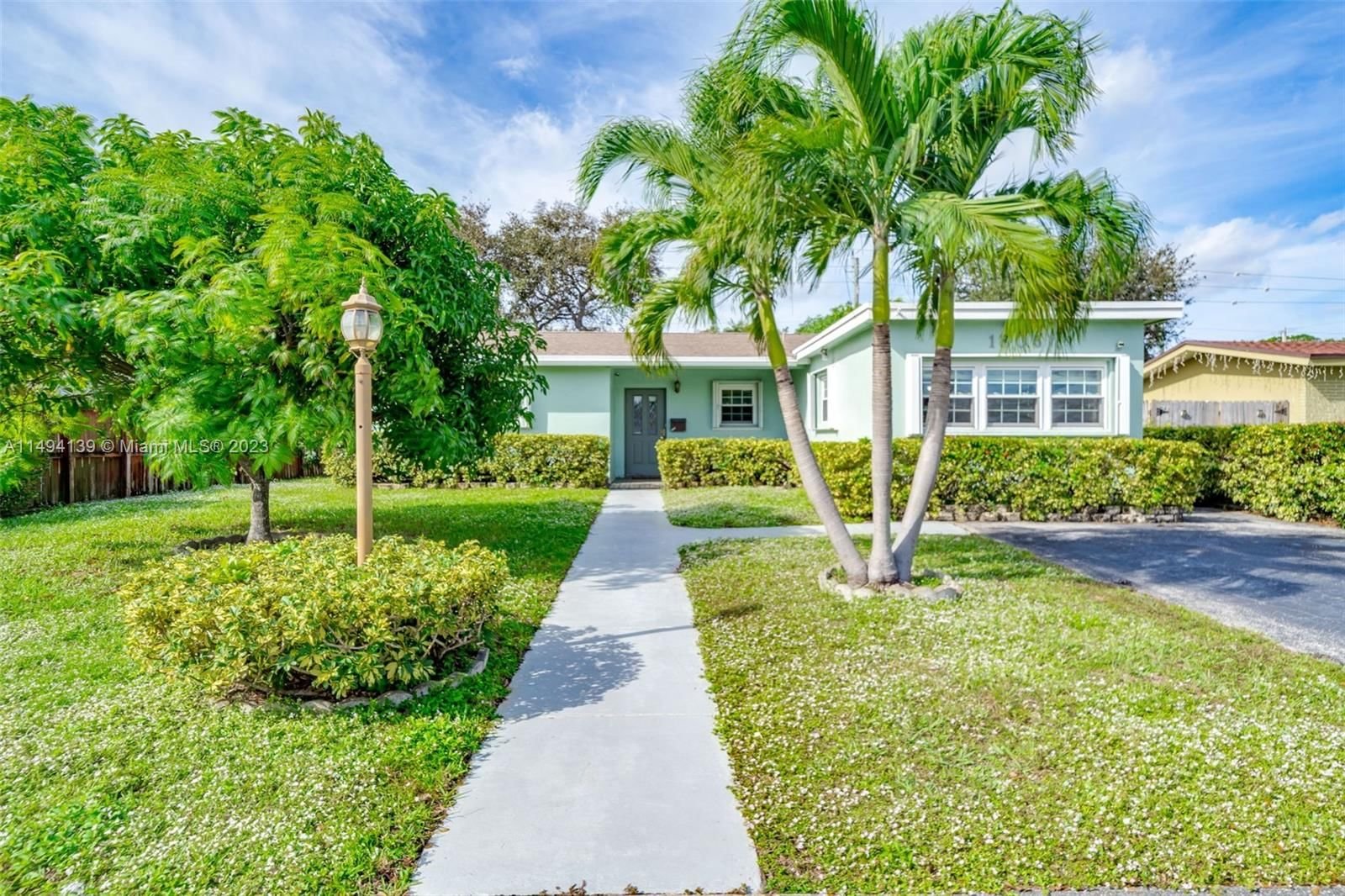 Real estate property located at 1806 45th Ave, Broward County, HOLLYWOOD HILLS, Hollywood, FL
