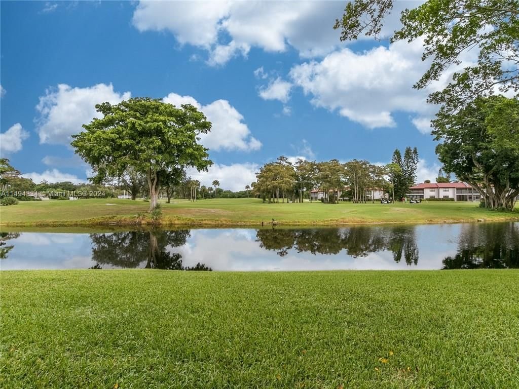 Real estate property located at 9292 Vista Del Lago H, Palm Beach County, PINES OF BOCA LAGO CONDO, Boca Raton, FL
