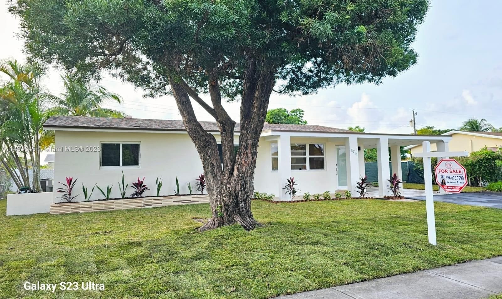 Real estate property located at 3711 4th Ave, Broward County, BONNIE LOCH SEC 1, Deerfield Beach, FL