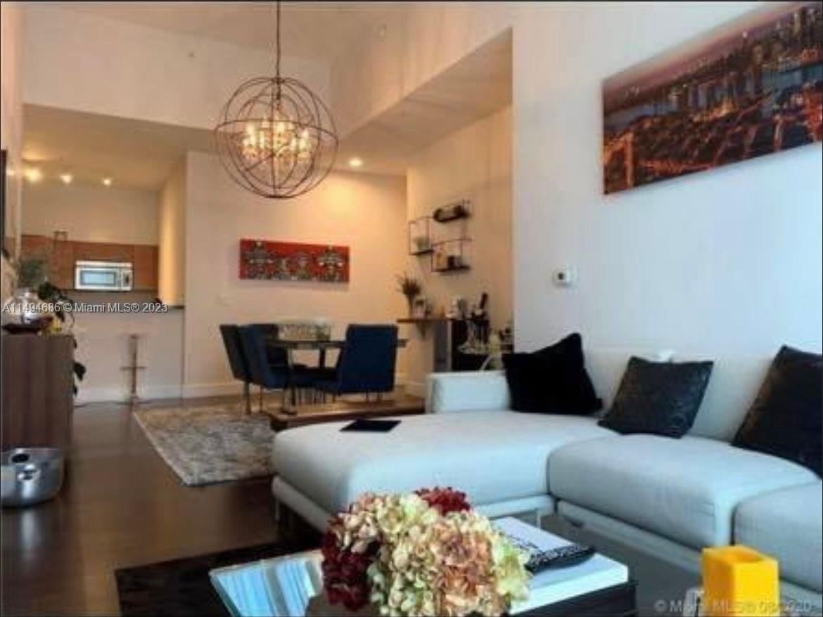 Real estate property located at 253 2nd St #308, Miami-Dade County, VIZCAYNE SOUTH CONDO, Miami, FL