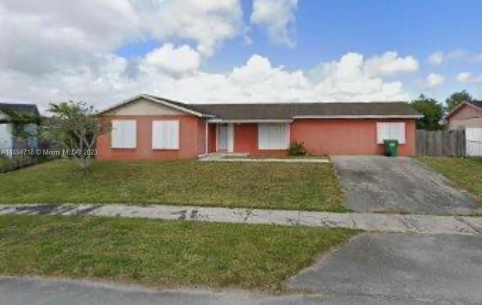 Real estate property located at 13111 260th Ter, Miami-Dade County, MEADOW WOOD MANOR #4, Homestead, FL