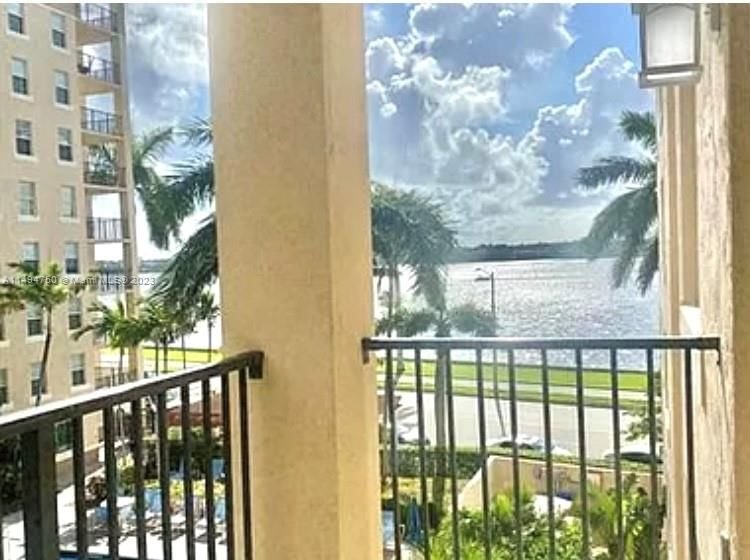 Real estate property located at 1801 Flagler Dr #403, Palm Beach County, FLAGLER POINTE CONDO, West Palm Beach, FL