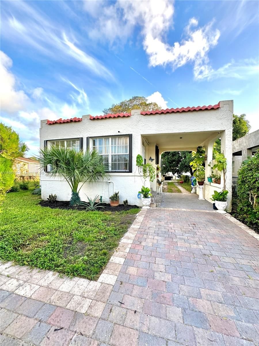 Real estate property located at 1844 47th St, Miami-Dade County, 17TH AVE MANOR, Miami, FL