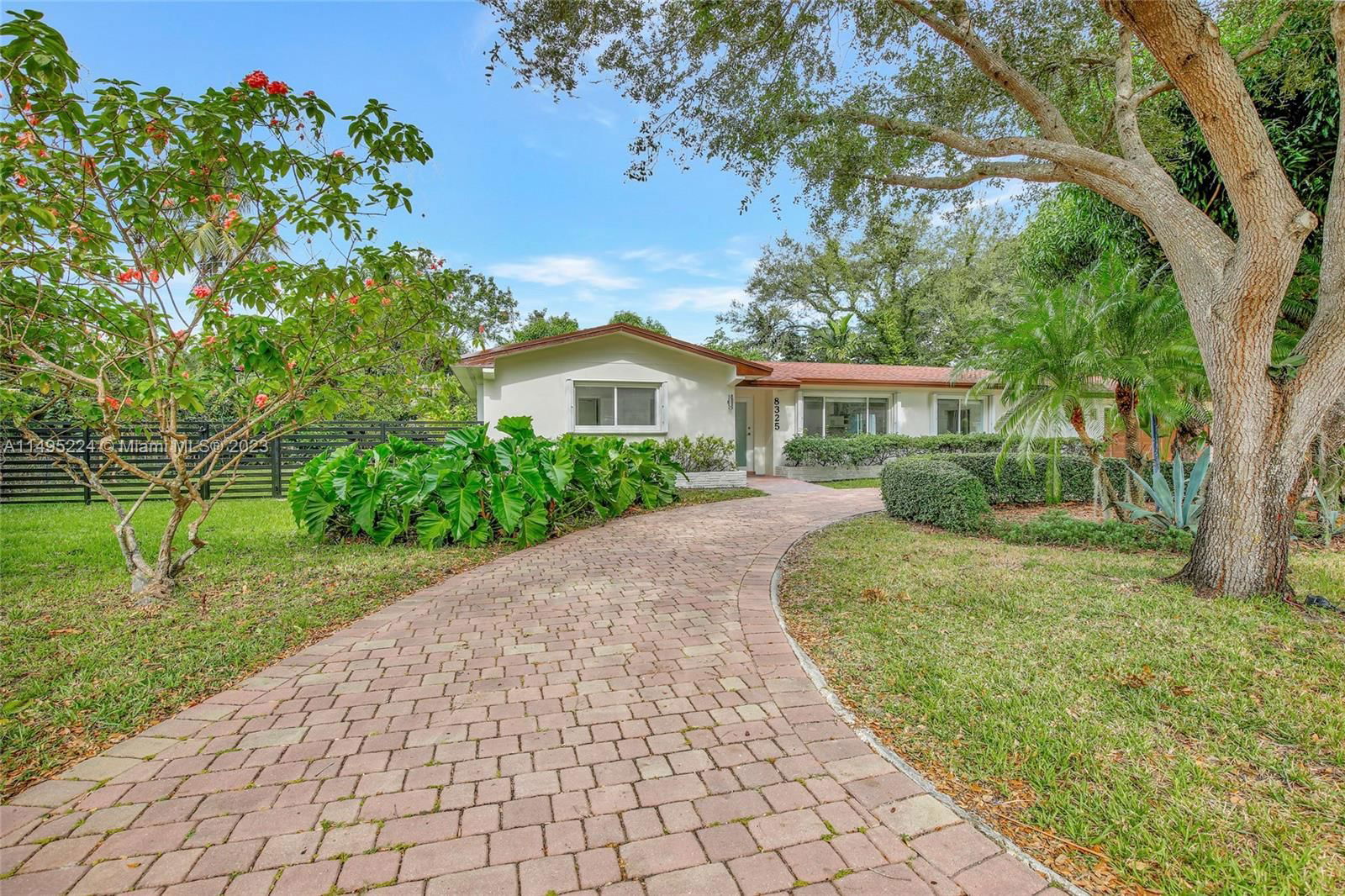 Real estate property located at 8325 150th Dr, Miami-Dade County, Palmetto Bay, FL
