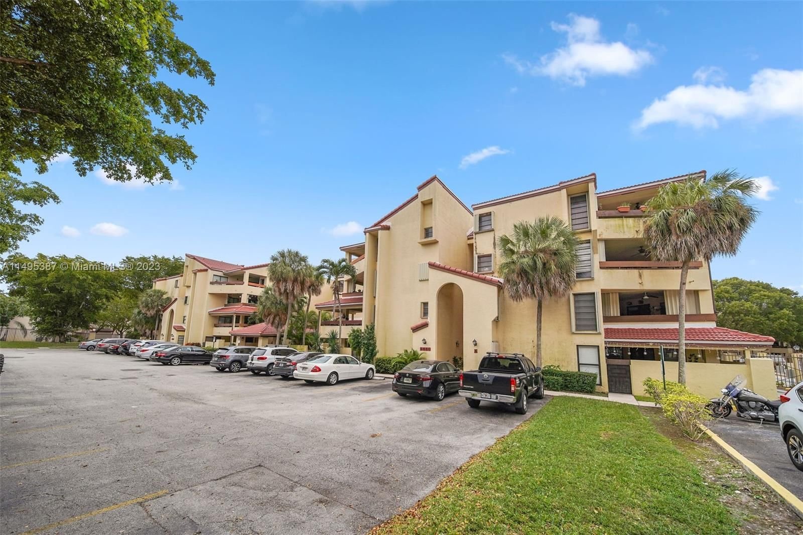 Real estate property located at 8860 123rd Ct K206, Miami-Dade County, KENLAND BEND NORTH CONDO, Miami, FL