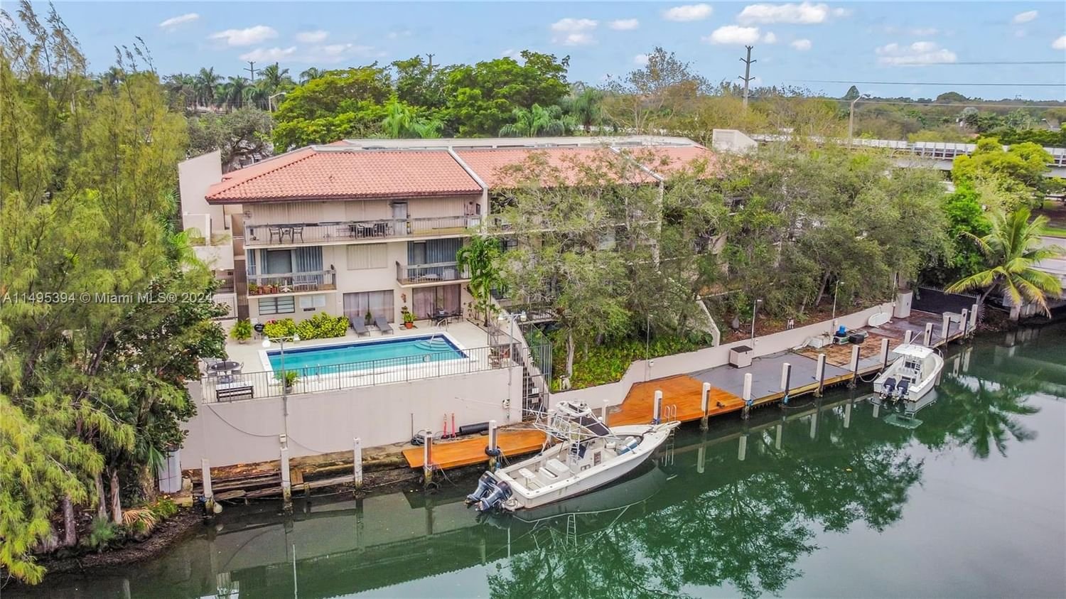 Real estate property located at 5201 Orduna Dr #13, Miami-Dade County, 29.4 FT Deeded Dock, Coral Gables, FL