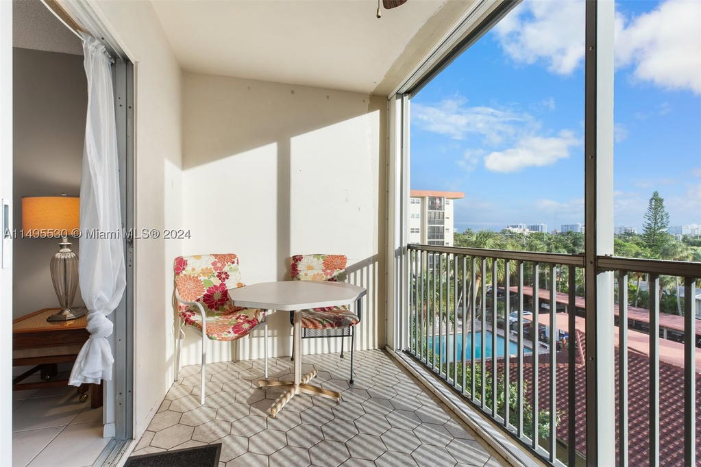 Real estate property located at 2350 14th St Cswy #505, Broward, Garden-aire Village South, Pompano Beach, FL