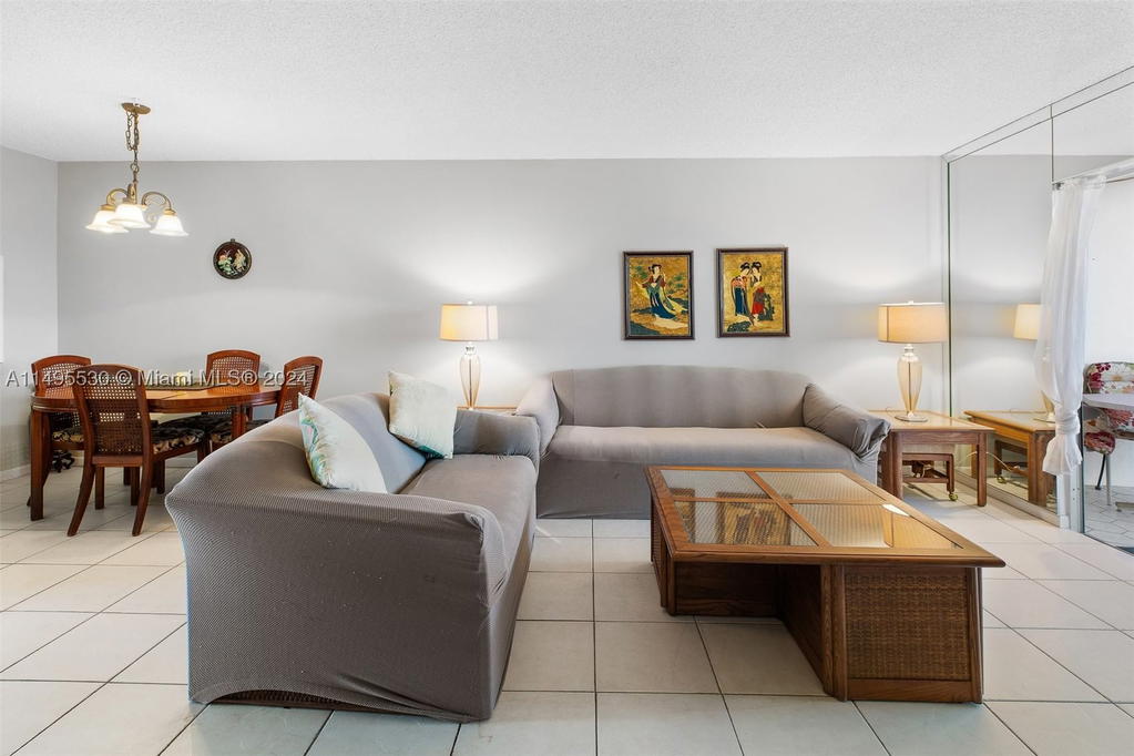 Real estate property located at 2350 14th St Cswy #505, Broward, Garden-aire Village South, Pompano Beach, FL