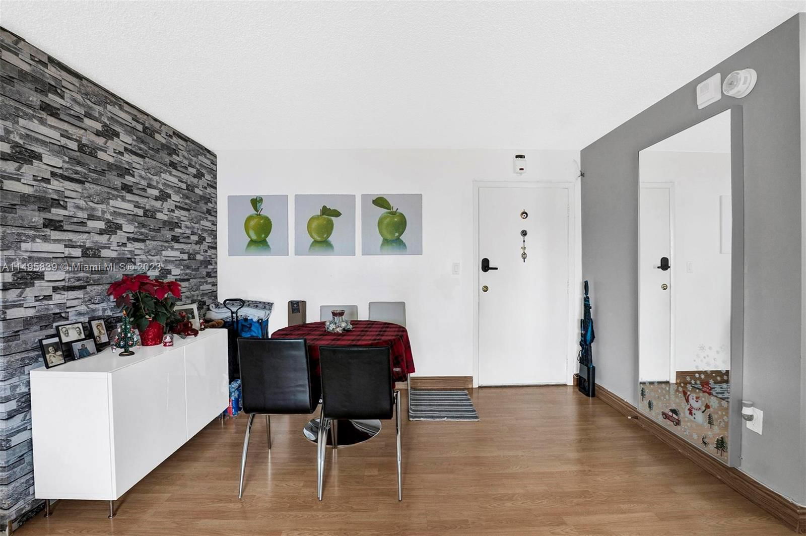 Real estate property located at 7620 Carlyle Ave #401, Miami-dade, Carlyle Plaza Condo, Miami Beach, FL