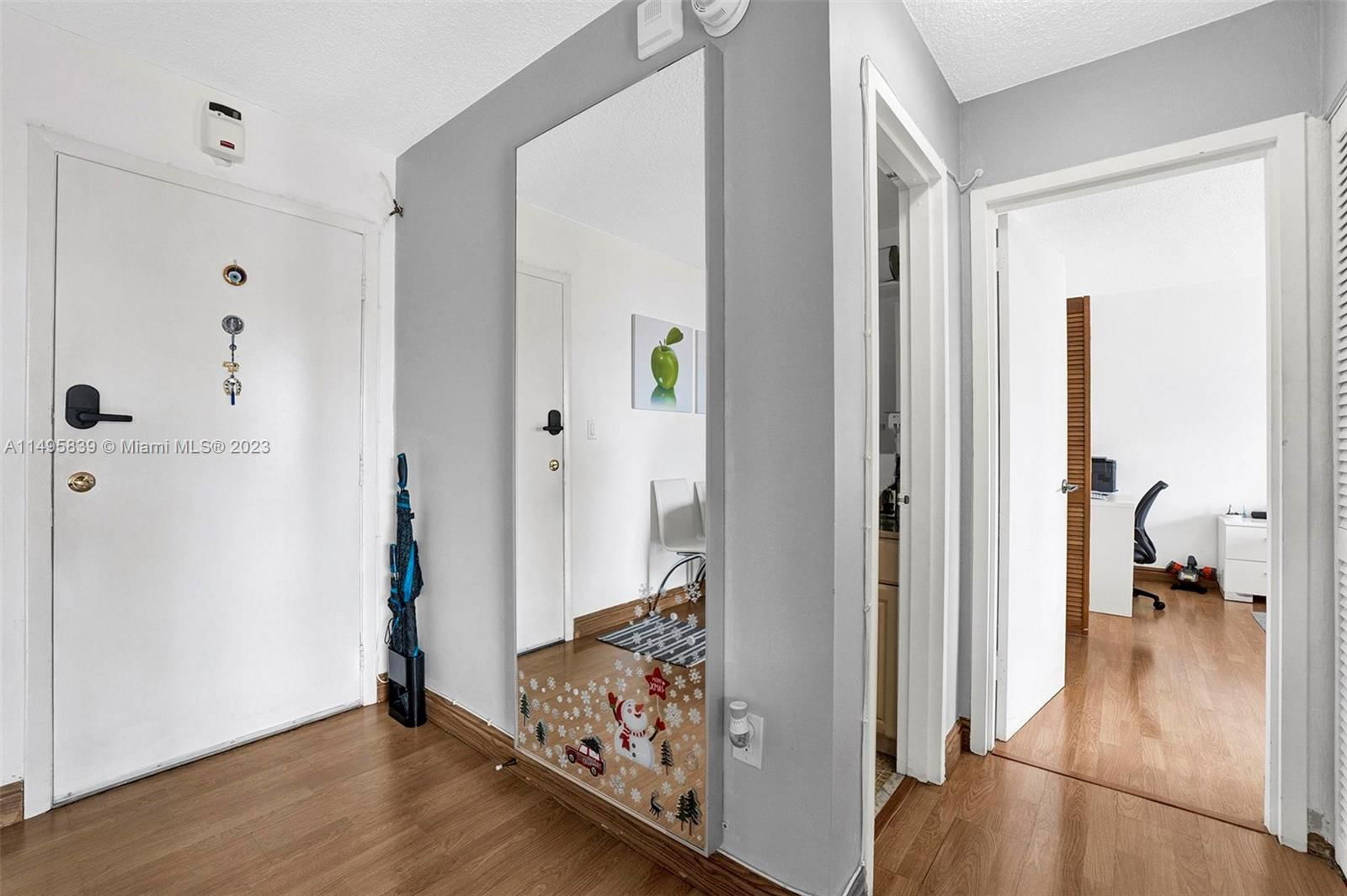 Real estate property located at 7620 Carlyle Ave #401, Miami-dade, Carlyle Plaza Condo, Miami Beach, FL