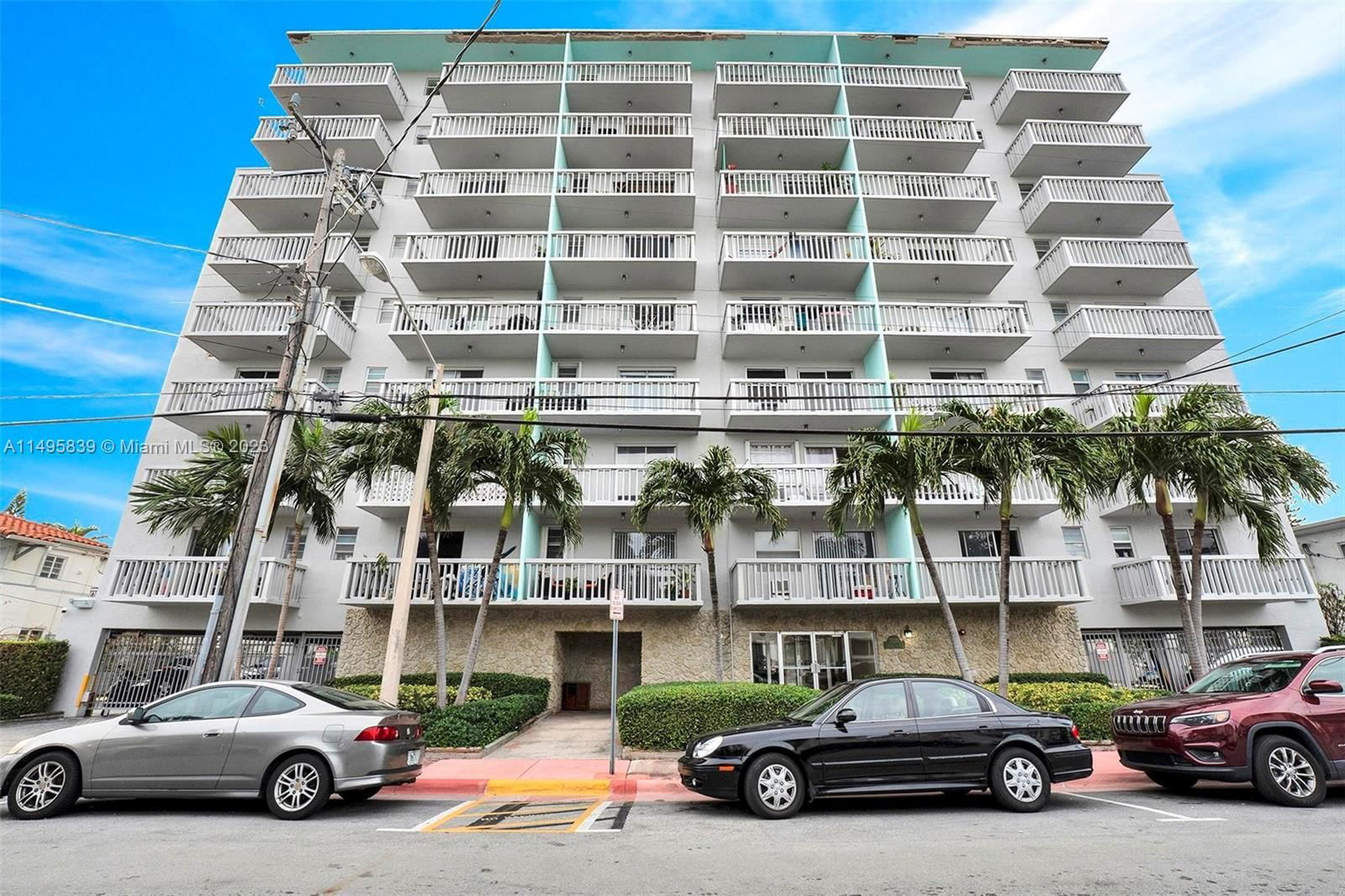 Real estate property located at 7620 Carlyle Ave #401, Miami-dade, Carlyle Plaza Condo, Miami Beach, FL