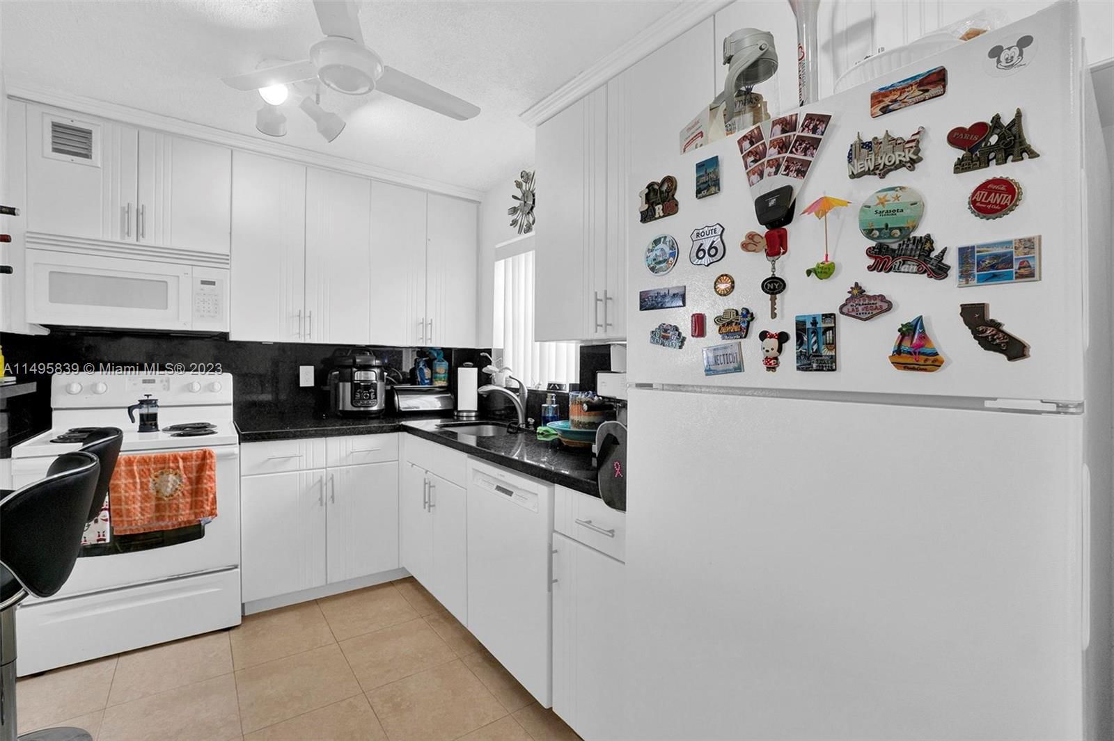 Real estate property located at 7620 Carlyle Ave #401, Miami-dade, Carlyle Plaza Condo, Miami Beach, FL
