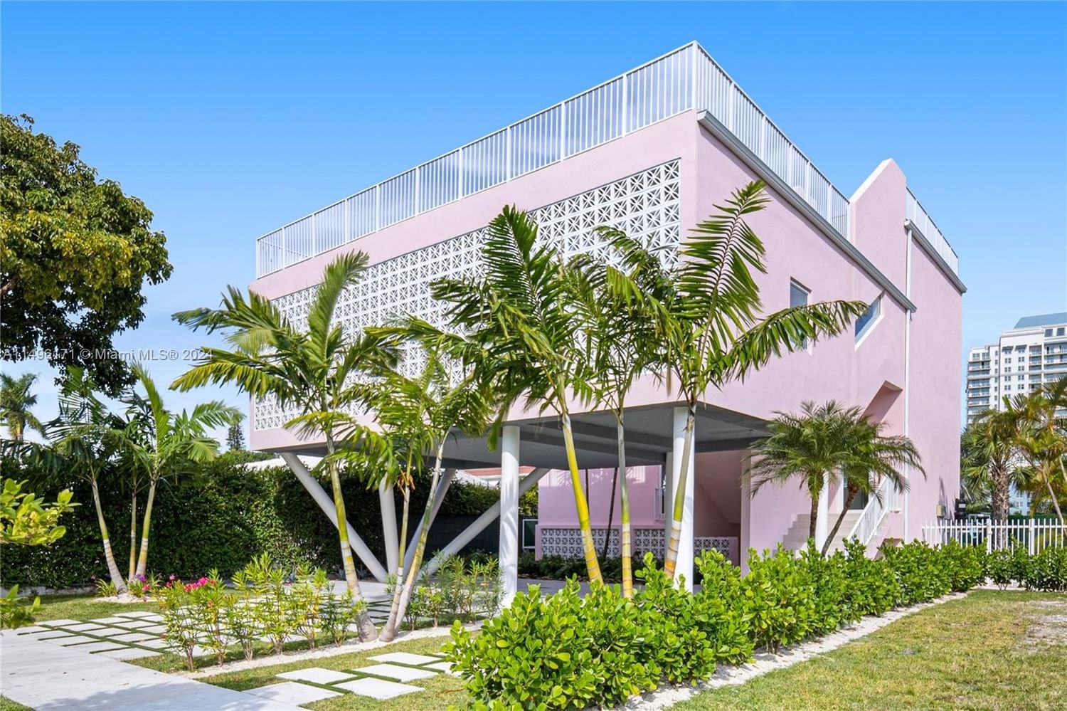 Real estate property located at 1065 Little River Dr, Miami-Dade County, HAYNSWORTH VILLAGE, Miami, FL