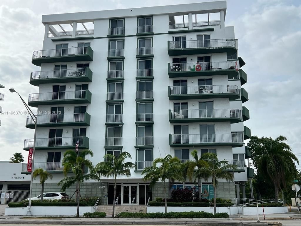 Real estate property located at 2550 27th Ave #404, Miami-Dade County, GROVE VIEW CONDO, Miami, FL