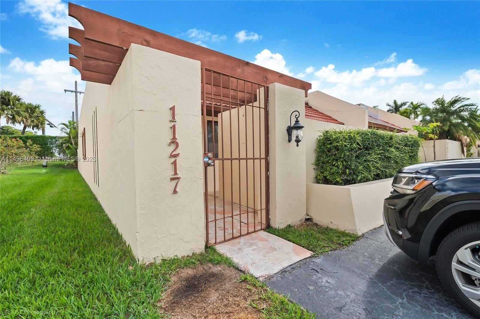 Real estate property located at 11217 117th Ct #11217, Miami-Dade County, WOODSTOCK TOWNHOMES SEC 1, Miami, FL