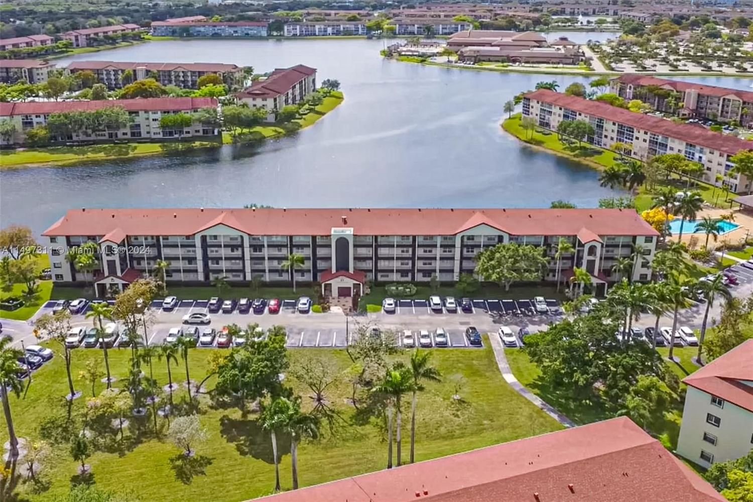 Real estate property located at 12950 13th St #109D, Broward County, HAWTHORNE AT CENTURY VILL, Pembroke Pines, FL