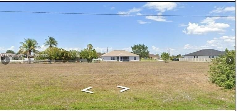 Real estate property located at 2021 NW 8th Terrace, Lee County, Cape Coral, FL