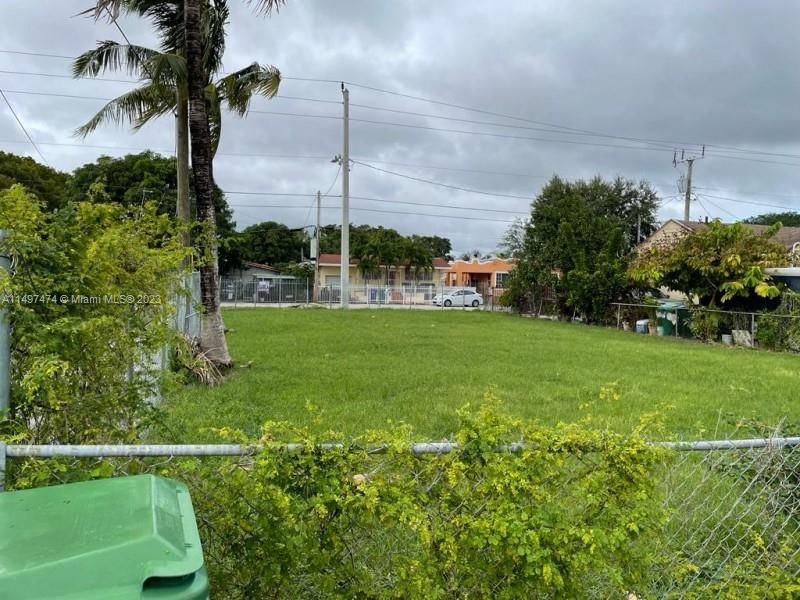 Real estate property located at 1393 31st St, Miami-Dade County, WEST END PARK AMD PL, Miami, FL
