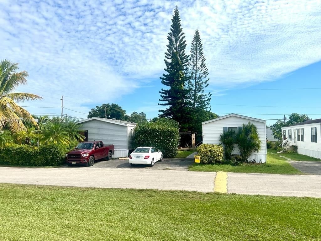Real estate property located at 17360 232nd St, Miami-Dade County, Redland Mobile Home Park, Miami, FL