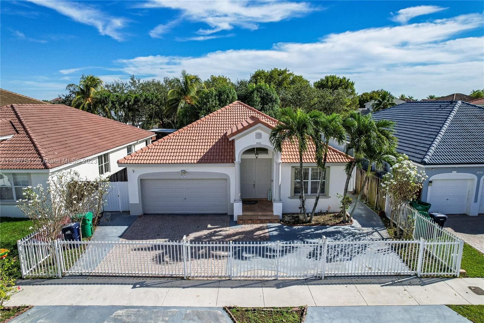 Real estate property located at 7865 164th Pl, Miami-Dade County, KENDALLAND, Miami, FL