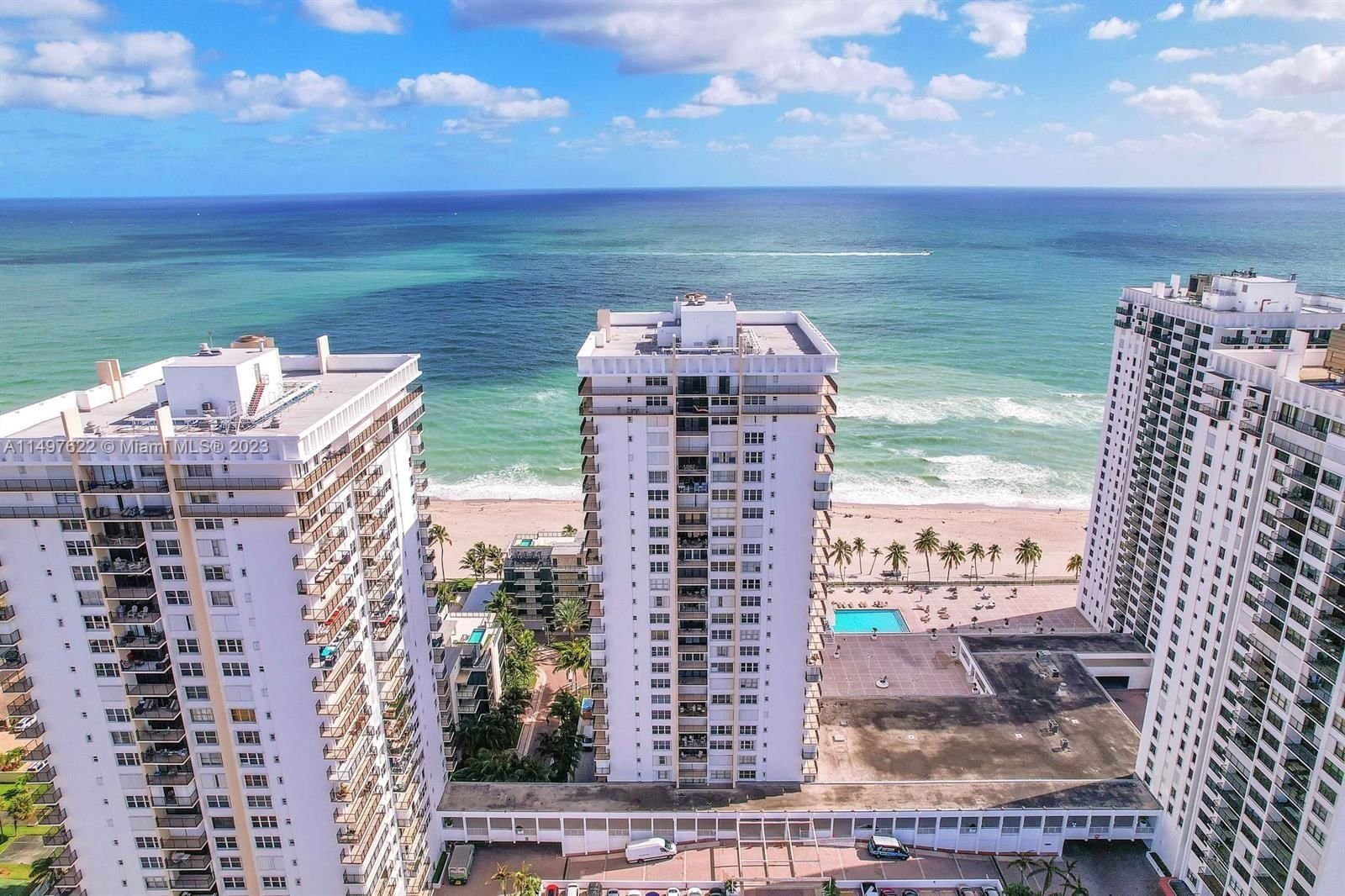 Real estate property located at 2201 Ocean Dr #1602, Broward County, QUADOMAIN TOWER I AND IV, Hollywood, FL