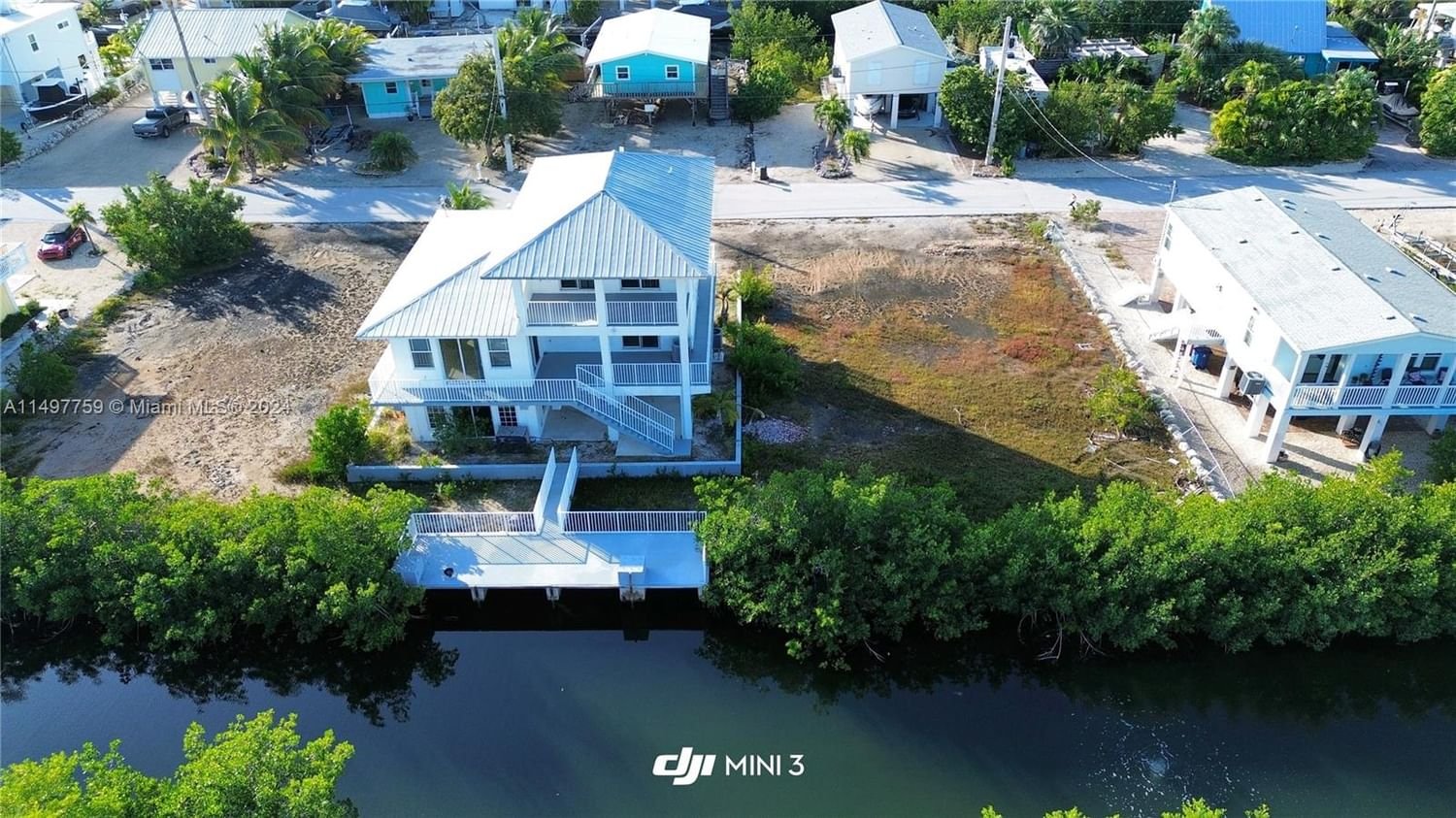 Real estate property located at 27403 Antigua Ln, Monroe County, BREEZESWEPT BEACH ESTS, Lower Keys, FL