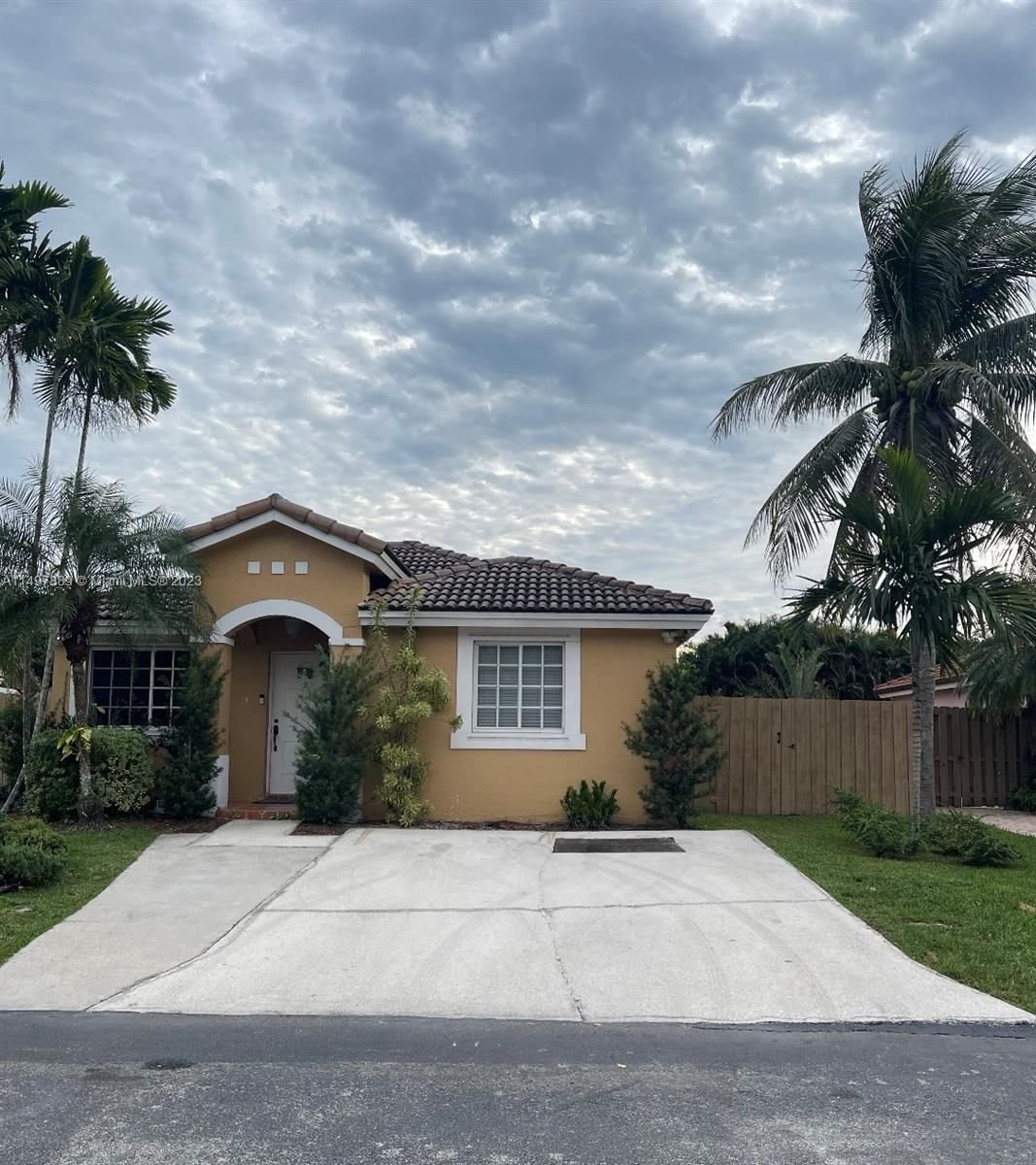 Real estate property located at 455 30th Dr, Miami-Dade County, KEYS-GATE NO 3, Homestead, FL