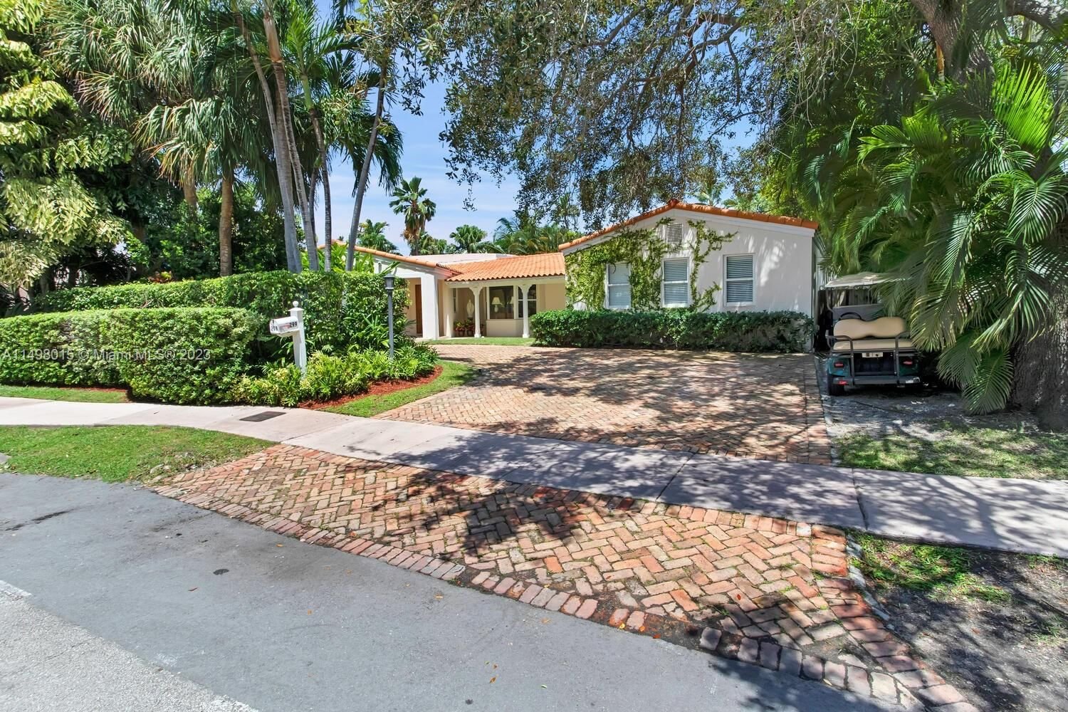 Real estate property located at 299 Mashta Dr, Miami-Dade County, BISCAYNE KEY ESTATES, Key Biscayne, FL