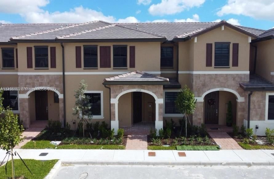 Real estate property located at 11265 34th Way #11265, Miami-Dade County, AQUABELLA NORTH, Hialeah, FL