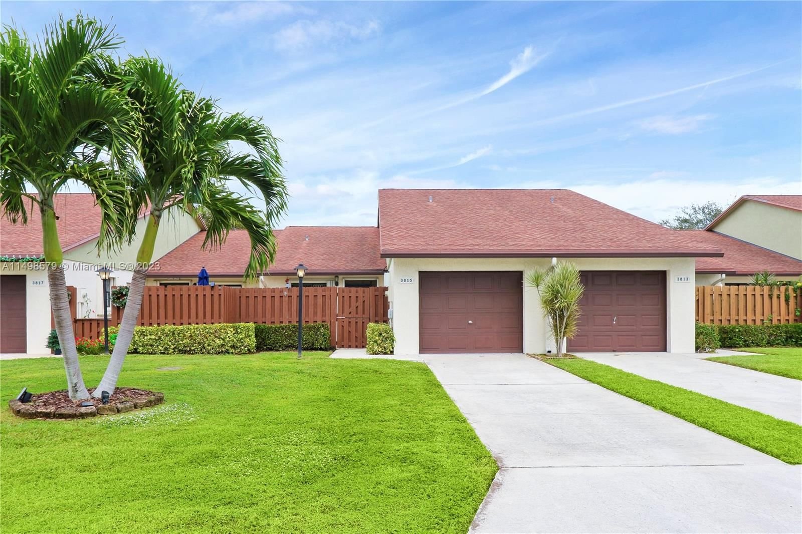 Real estate property located at 3815 Lace Vine Lane -, Palm Beach County, OAKWOOD LAKES II, Boynton Beach, FL