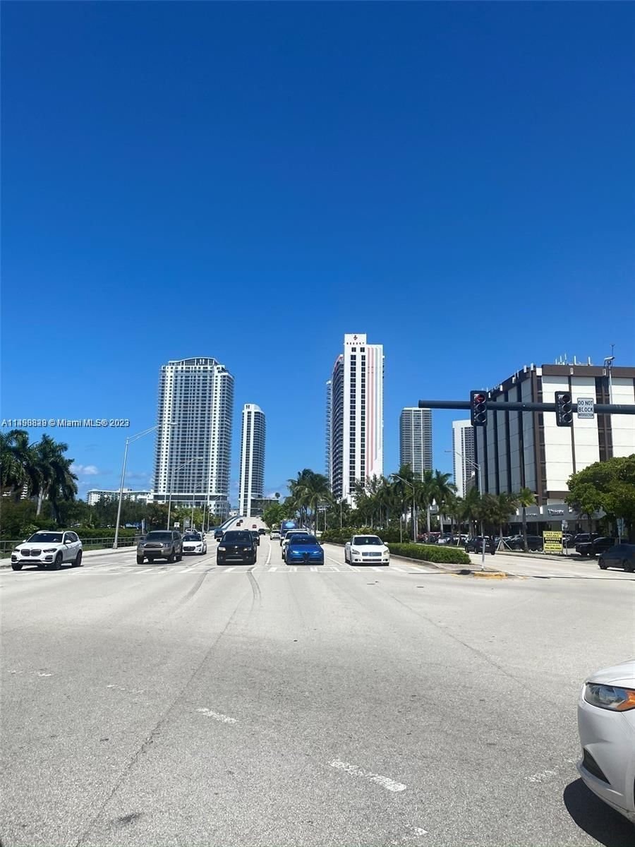 Real estate property located at 600 Parkview Drive #711, Broward County, TOWERS OF OCEANVIEW SOUTH, Hallandale Beach, FL