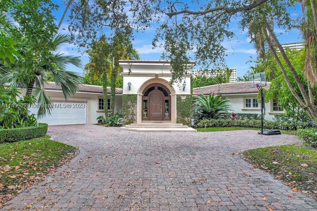 Real estate property located at 61 Camden Ct, Miami-dade, Bal Harbour Residential S, Bal Harbour, FL