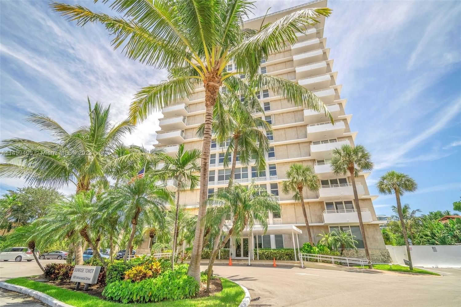 Real estate property located at 888 Intracoastal Dr #2E, Broward County, SUNRISE TOWER CONDO, Fort Lauderdale, FL