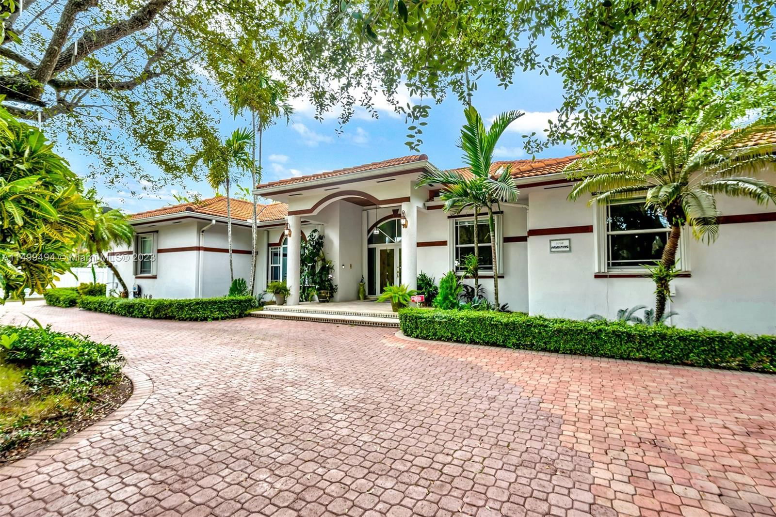 Real estate property located at 5750 67th Ave, Miami-dade, Beverly Hills, South Miami, FL