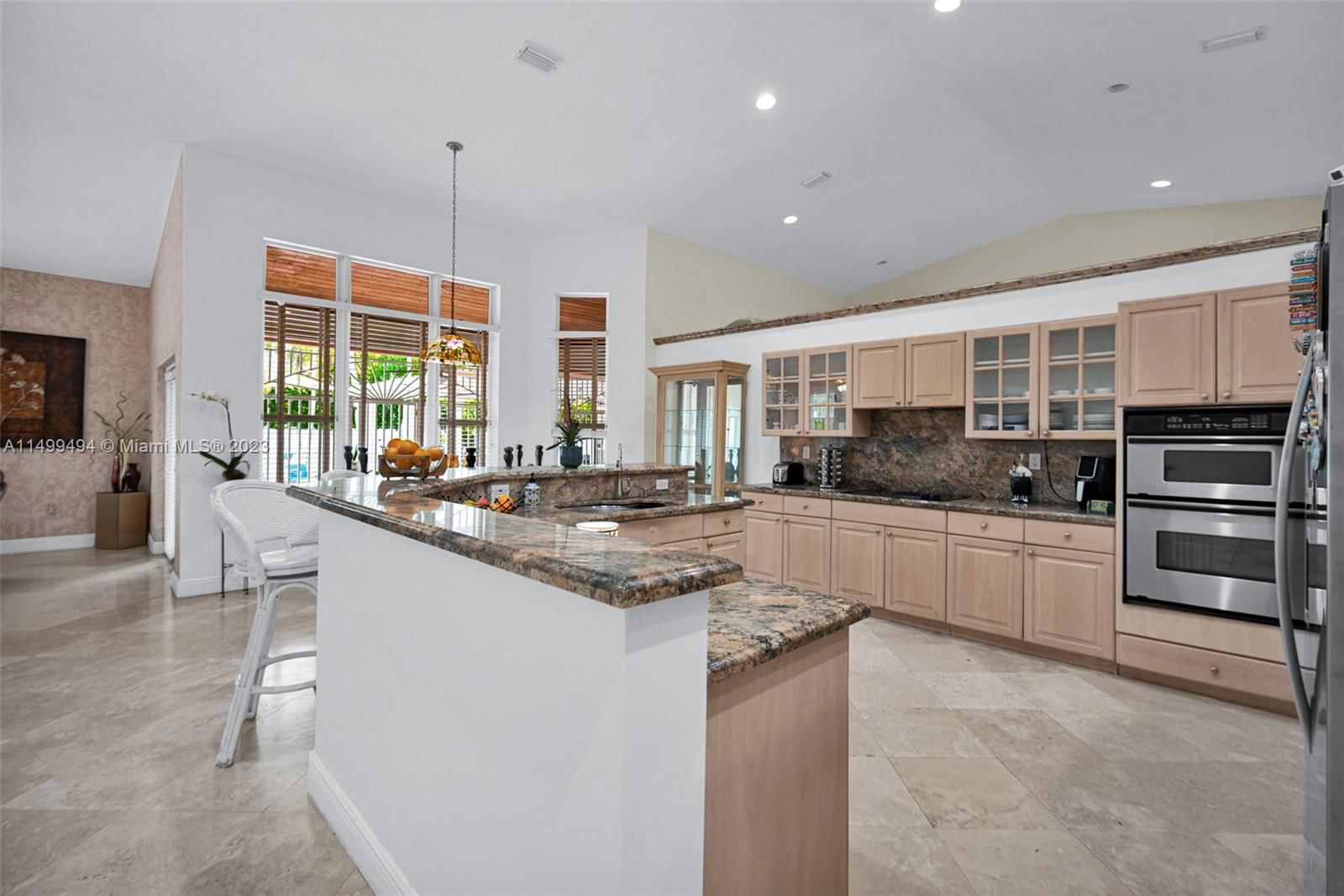 Real estate property located at 5750 67th Ave, Miami-dade, Beverly Hills, South Miami, FL