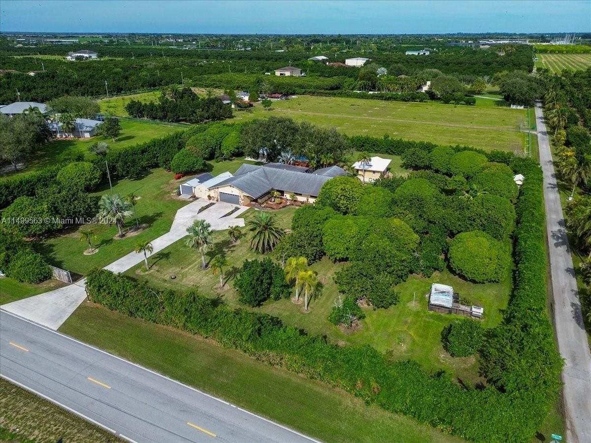 Real estate property located at 20405 264th St, Miami-Dade County, Redland, Homestead, FL