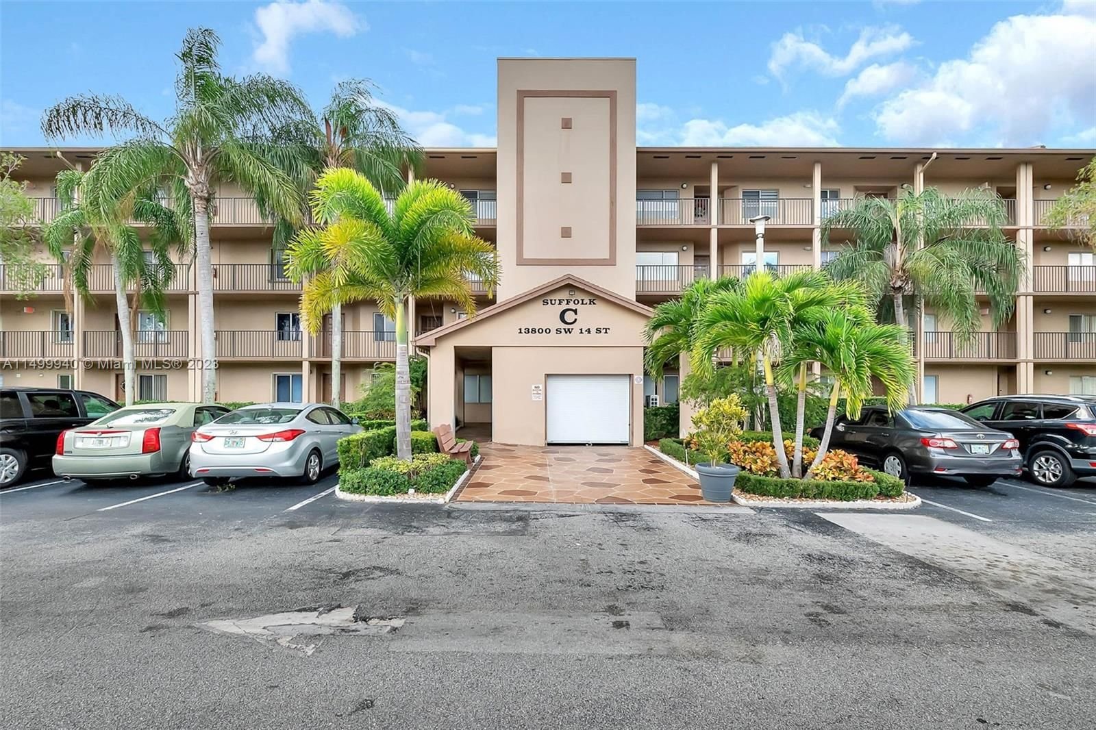 Real estate property located at 13800 14th St #114C, Broward County, SUFFOLK AT CENTURY VILLAG, Pembroke Pines, FL